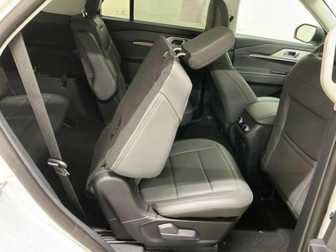 New 2026 Ford Explorer Active image 19