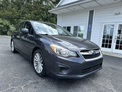 Used 2012 Subaru Impreza 2.0i Premium AWD/4WD image 2