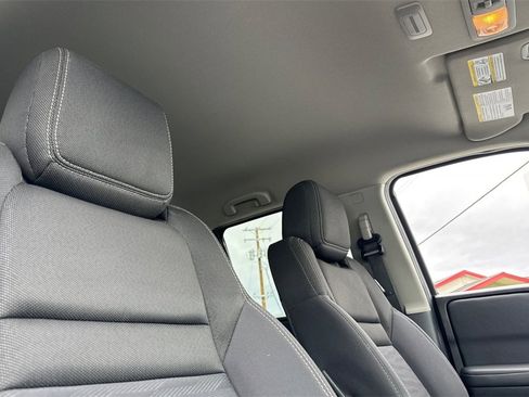 Certified 2023 Nissan Frontier SV image 16