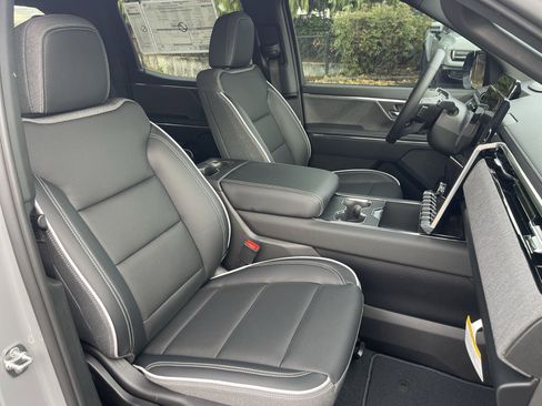 New 2026 GMC Sierra EV Elevation image 58