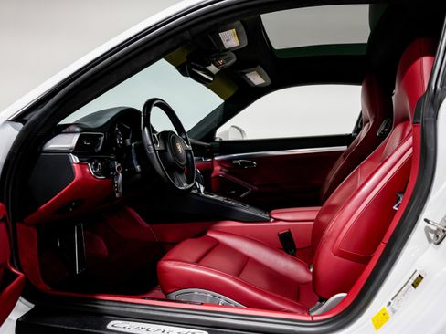 Used 2016 Porsche 911 Carrera 4S image 20