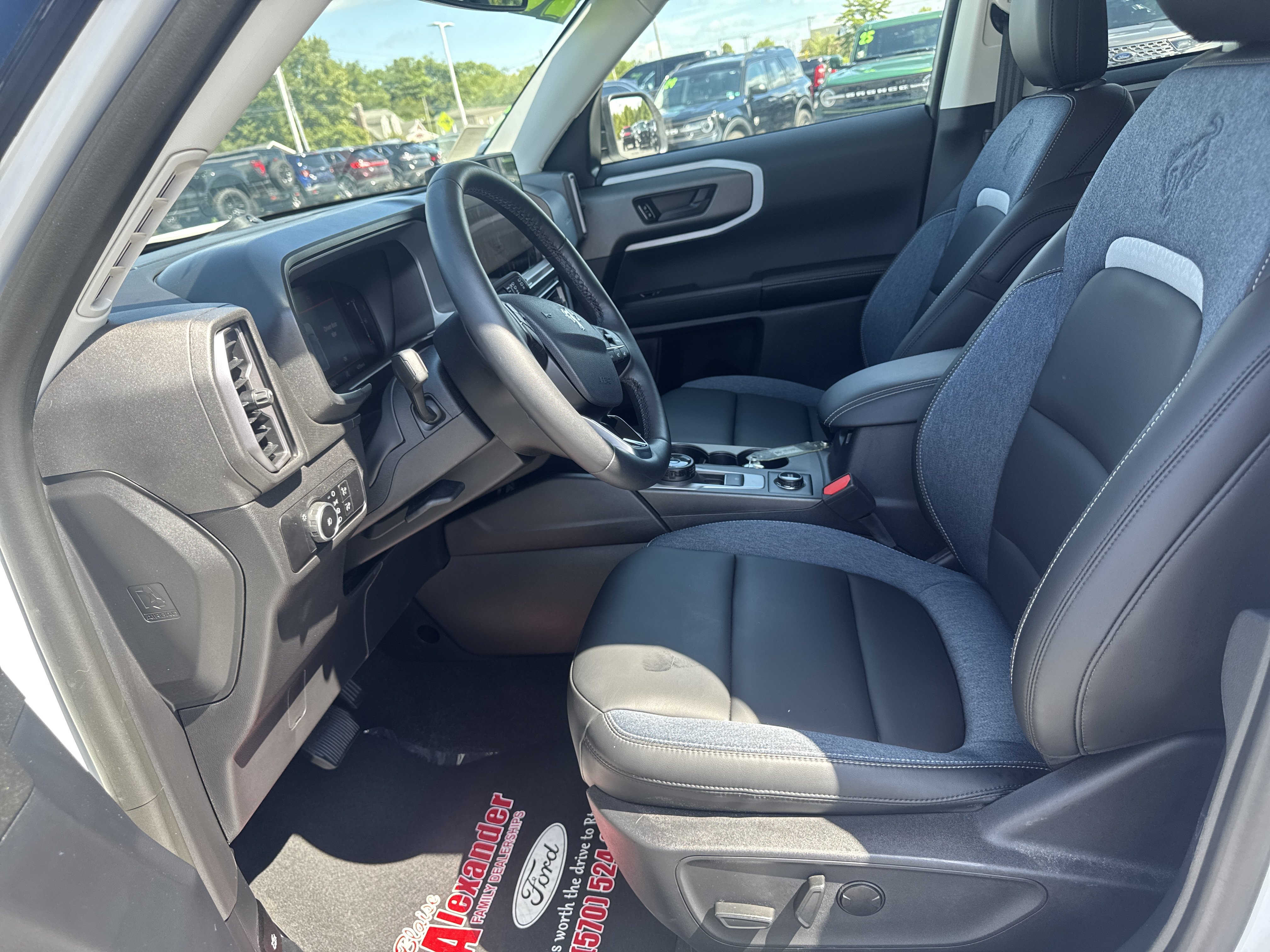 Certified 2026 Ford Bronco Sport Outer Banks w/ Outer Banks Tech Package+ AWD/4WD image 12