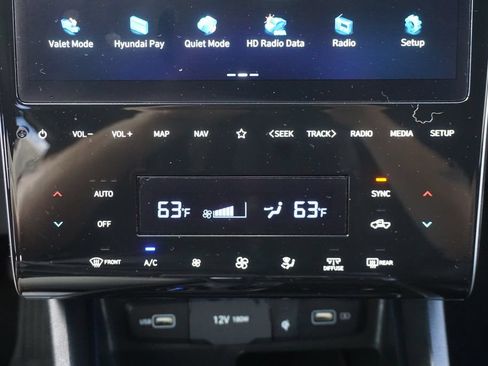 Used 2024 Hyundai Santa Cruz Limited AWD/4WD image 15