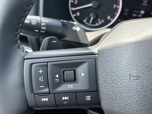 New 2026 Nissan Rogue SV FWD image 28