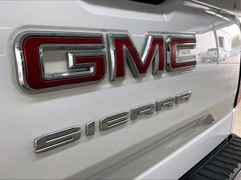 Used 2021 GMC Sierra 1500 4x4 Double Cab w/ Sierra Value Package image 26
