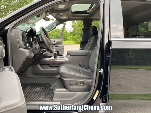 Used 2025 Chevrolet Silverado 1500 LTZ w/ Technology Package AWD/4WD image 20