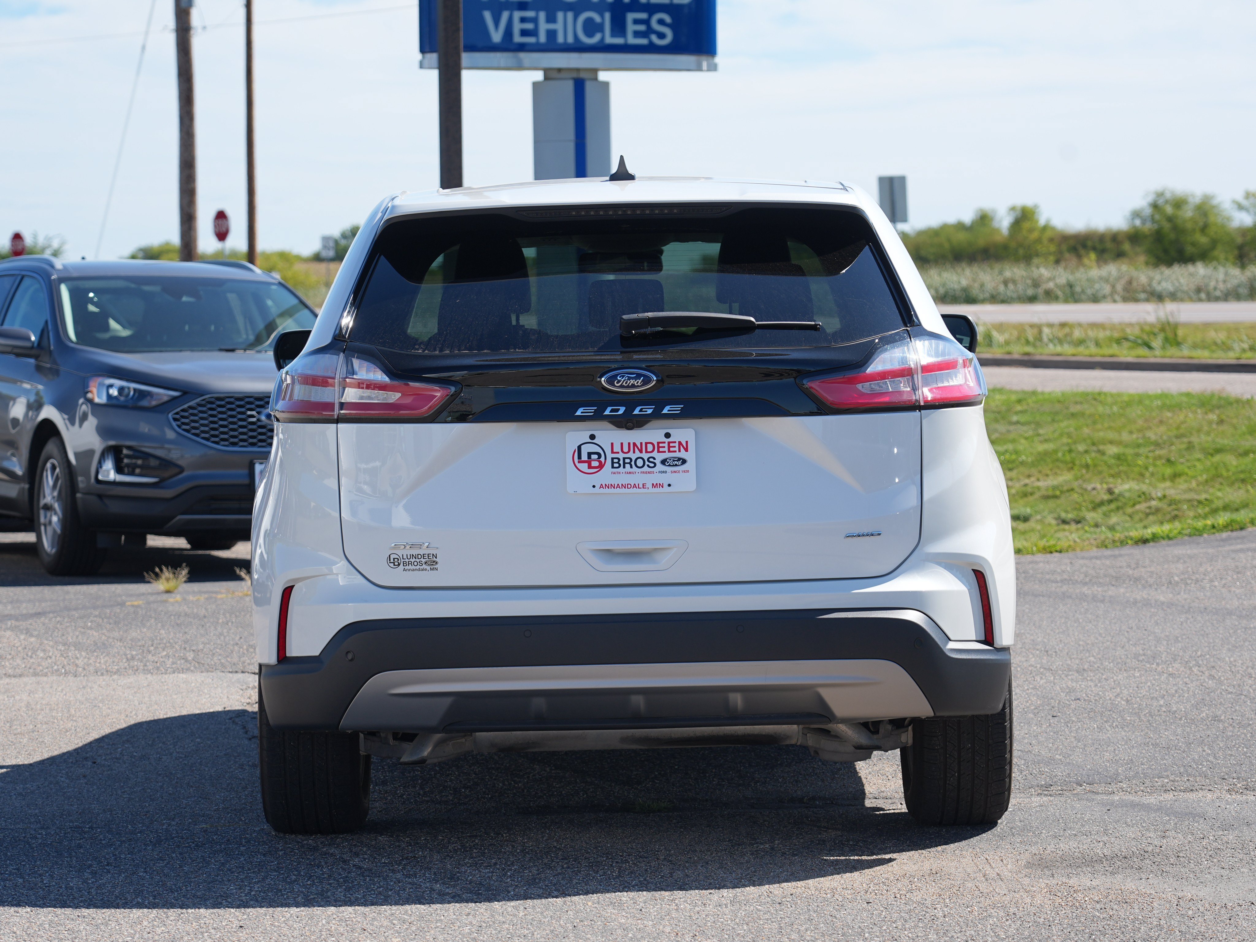 Used 2024 Ford Edge SEL w/ Convenience Package AWD/4WD image 4