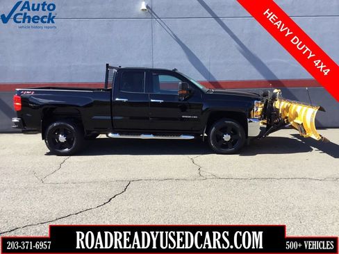 Used 2018 Chevrolet Silverado 2500 W/T w/ Snow Plow Prep Package AWD/4WD image 1
