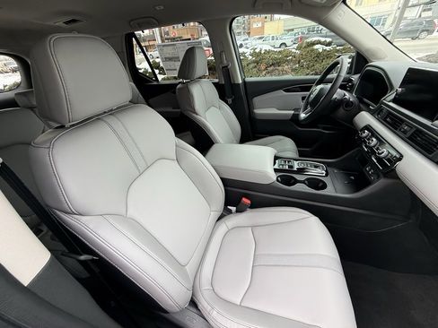 New 2025 Honda Pilot EX-L image 43