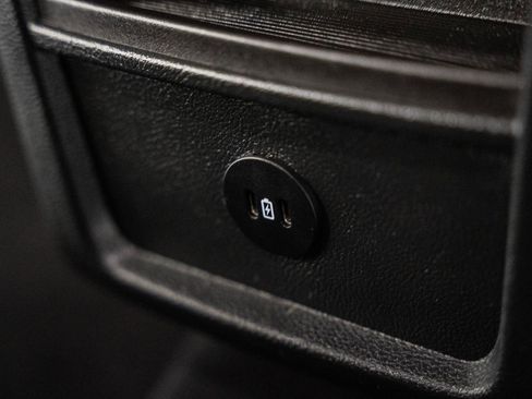 Used 2023 Ford Edge ST image 38