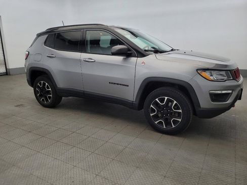 Used 2019 Jeep Compass Trailhawk AWD/4WD image 11
