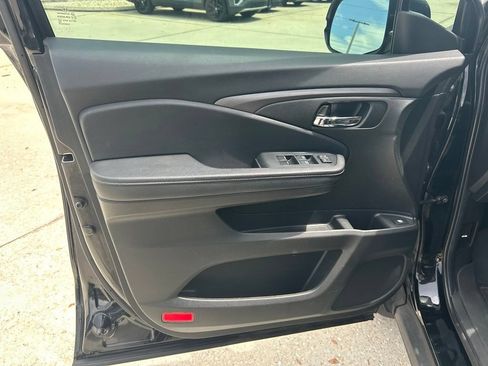 Used 2022 Honda Ridgeline Sport image 39