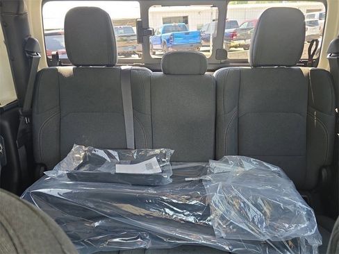 New 2025 Jeep Gladiator Sport image 24