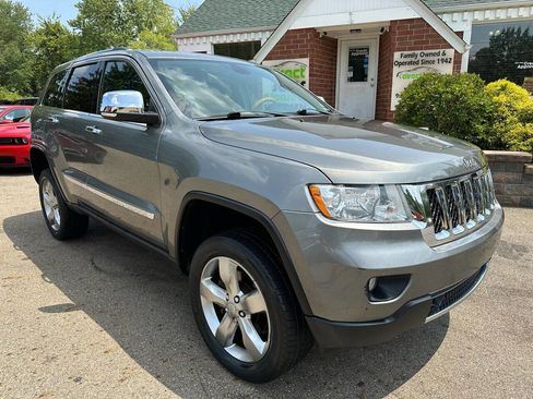 Used 2013 Jeep Grand Cherokee Overland image 10