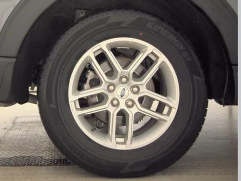 Used 2025 Ford Explorer Active image 20