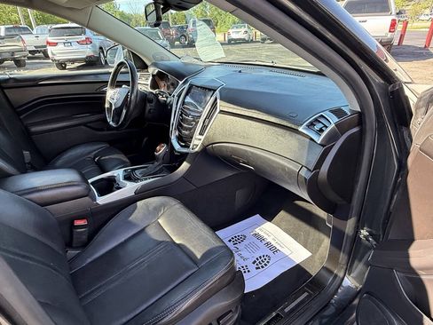 Used 2016 Cadillac SRX Performance w/ Midnight Edition Package FWD image 25