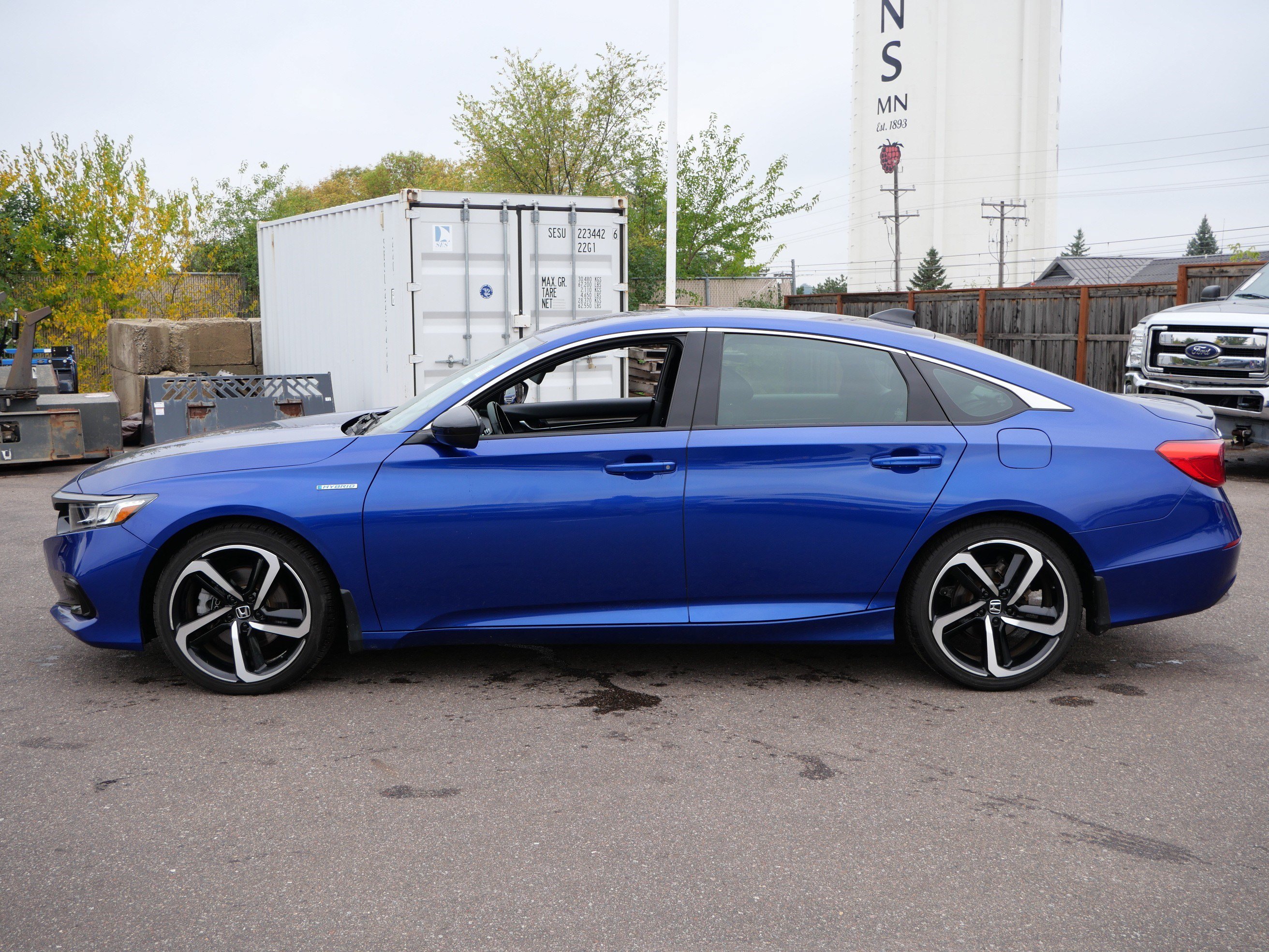 Used 2022 Honda Accord Sport image 4
