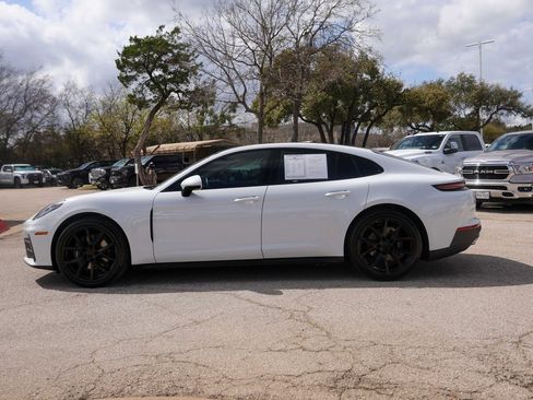 Used 2024 Porsche Panamera image 2