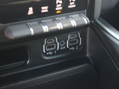 Used 2023 RAM 1500 Big Horn image 26