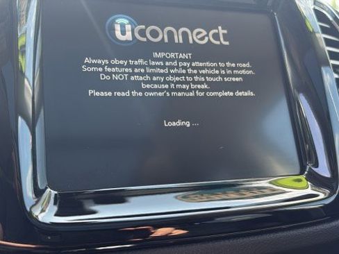 Used 2021 Jeep Compass Limited w/ Sun and Sound Group image 19