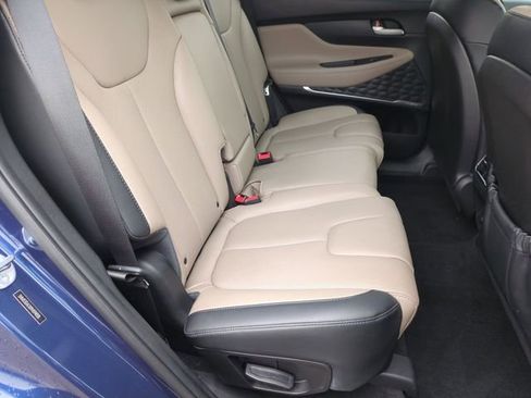 Used 2023 Hyundai Santa Fe SEL w/ Premium Package image 17