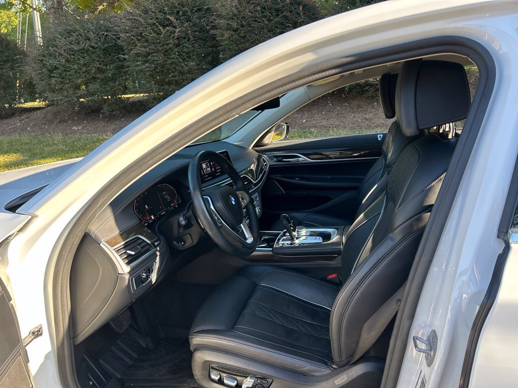 Used 2020 BMW 740i RWD image 42