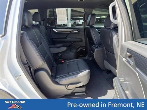 Certified 2024 GMC Acadia Elevation w/ Luxury Package AWD/4WD image 16