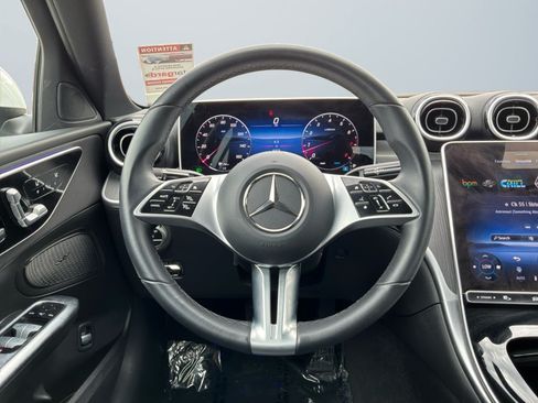 Used 2025 Mercedes-Benz C 300 Sedan image 11