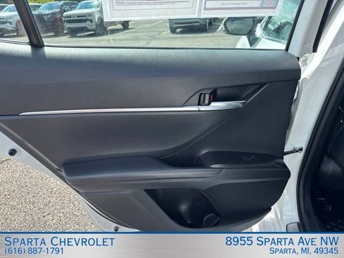 Used 2024 Toyota Camry SE FWD image 24