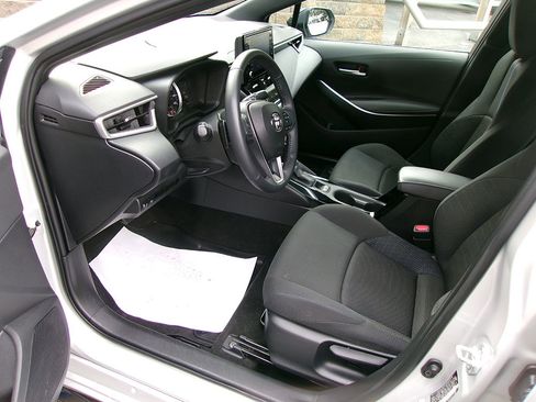 Used 2022 Toyota Corolla SE image 15