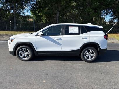 Used 2024 GMC Terrain SLE