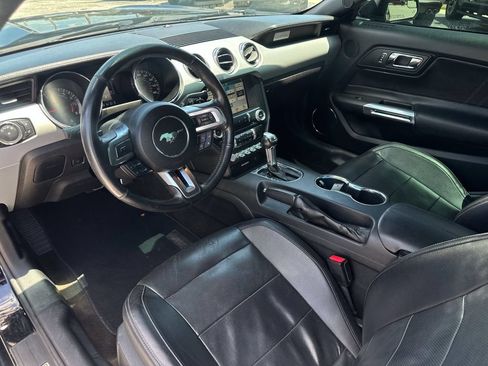 Used 2017 Ford Mustang Premium RWD image 36