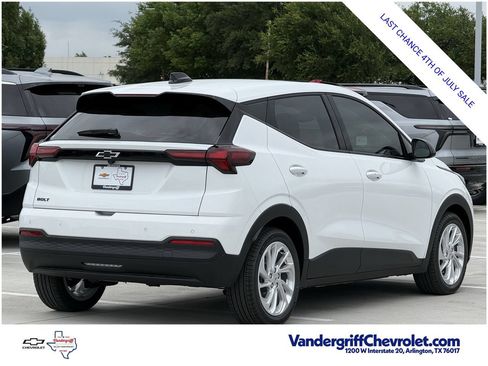 New 2027 Chevrolet Bolt LT FWD image 4