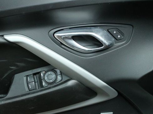 Used 2018 Chevrolet Camaro LT image 13