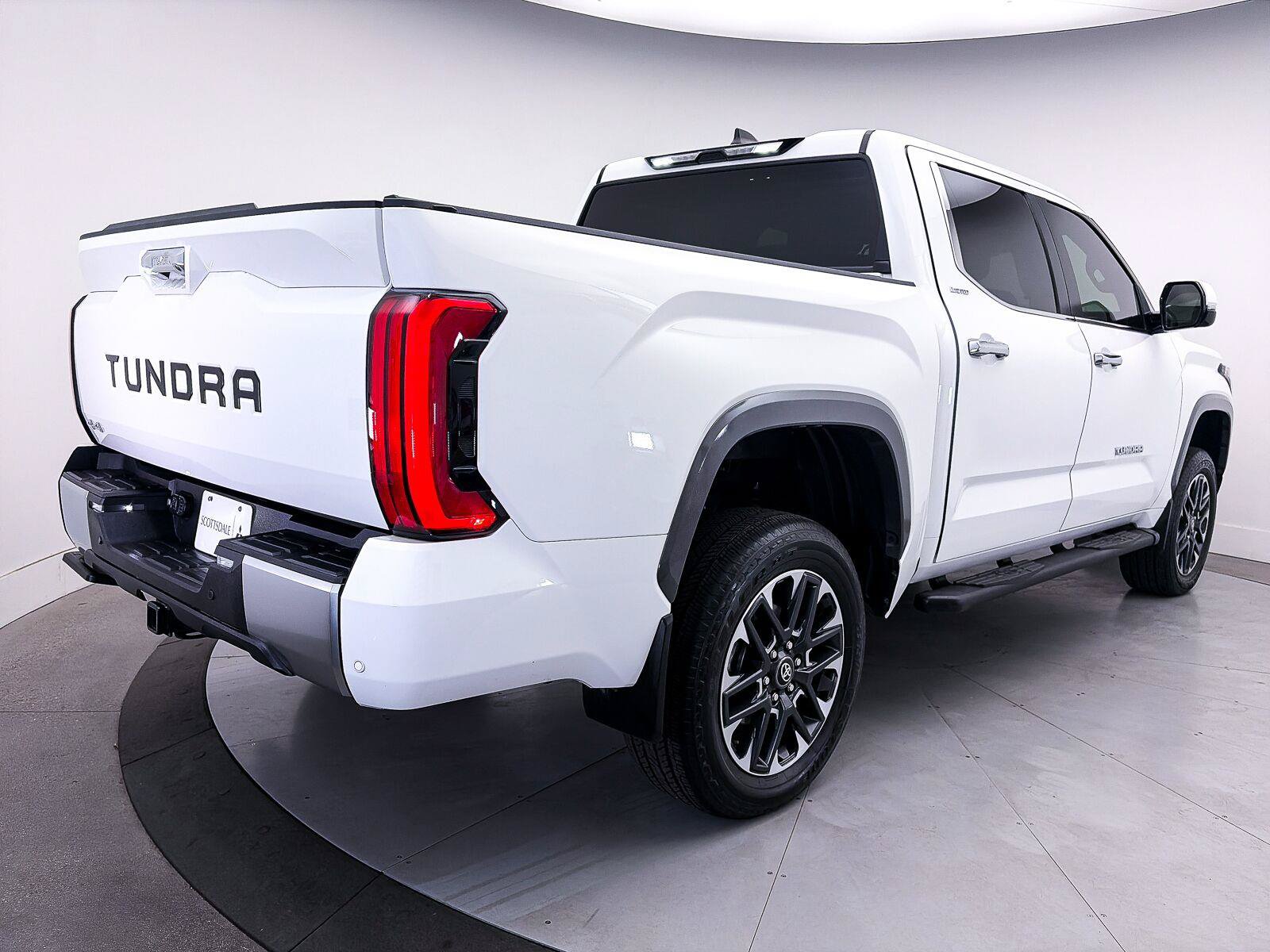 Used 2025 Toyota Tundra Limited w/ Power Package AWD/4WD image 17