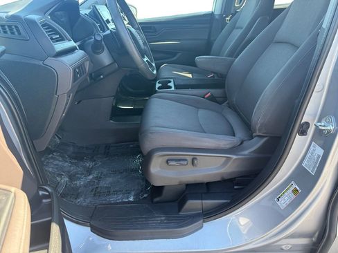 Used 2021 Honda Odyssey LX image 20