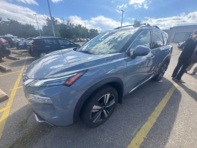 Used 2023 Nissan Rogue SL w/ SL Premium Package AWD/4WD image 7