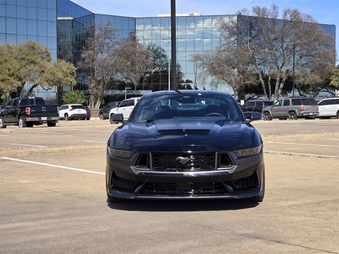 Used 2024 Ford Mustang Dark Horse image 5