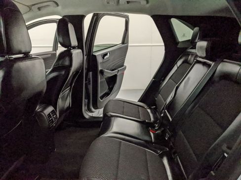 Certified 2023 Ford Escape SE image 17