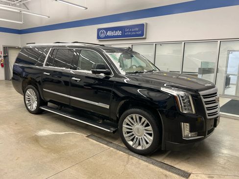 Used 2016 Cadillac Escalade ESV Platinum image 1