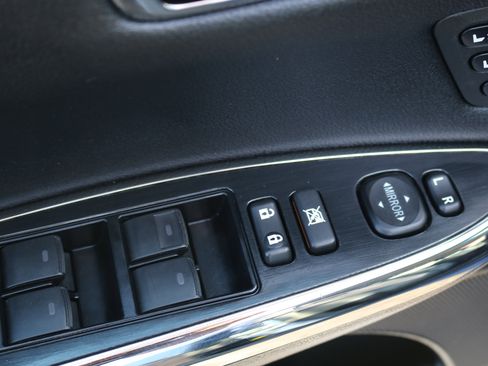 Used 2016 Toyota Avalon XLE Premium image 15