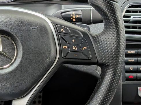 Used 2014 Mercedes-Benz E 350 4MATIC Coupe image 35