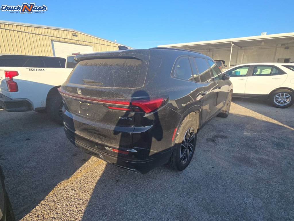 Used 2025 Buick Enclave Sport Touring FWD image 4