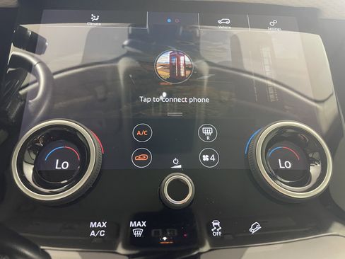 Used 2020 Land Rover Range Rover Velar S AWD/4WD image 21