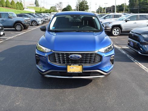 Used 2023 Ford Escape Active AWD/4WD image 2