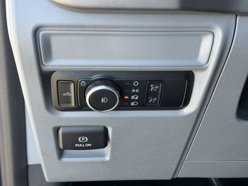 Used 2024 Ford F150 XLT AWD/4WD image 18