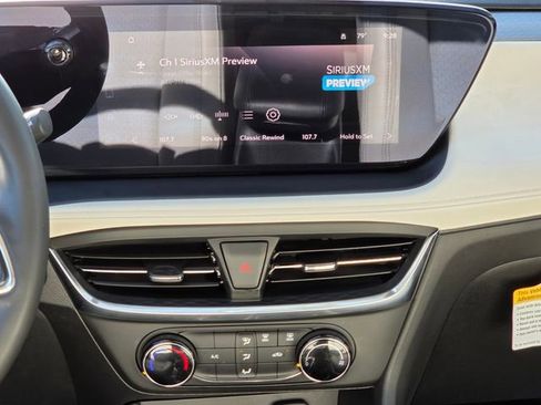 Used 2024 Buick Encore GX Preferred w/ Advanced Technology Package FWD image 11