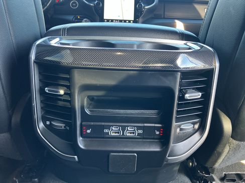 Used 2022 RAM 1500 Laramie image 31