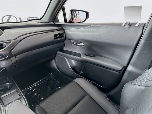 Used 2020 Lexus UX 200 200 Base image 26