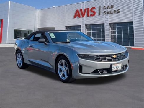 Used 2023 Chevrolet Camaro LT image 3